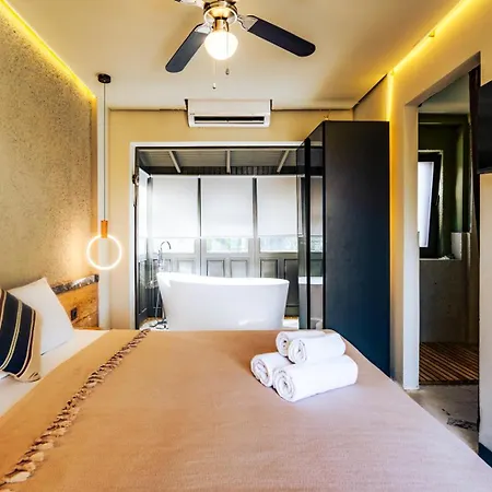 Vom Alaçatı Otel *